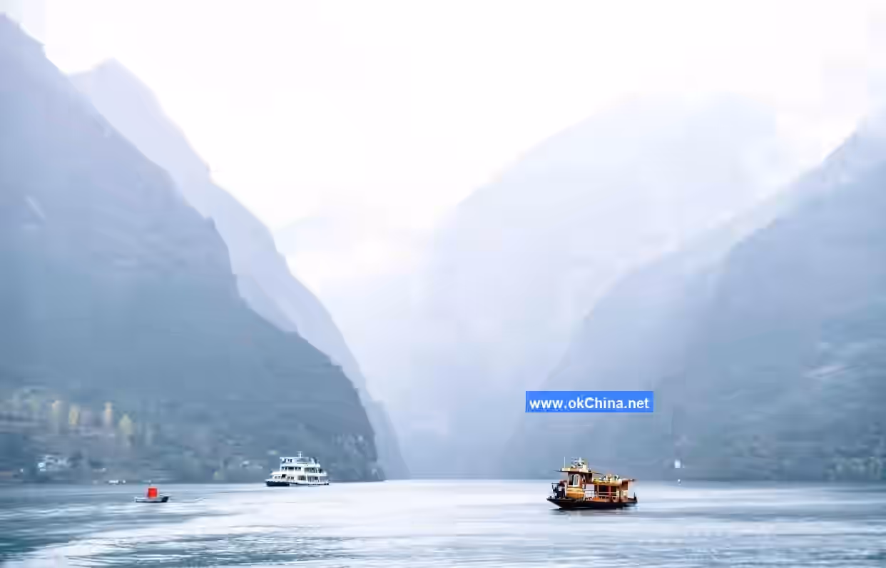 Small Three Gorges And Mini Three Gorges Tourist Area