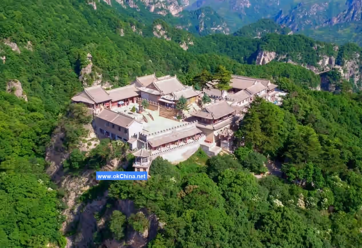 Kongtong Mountain Scenic Area