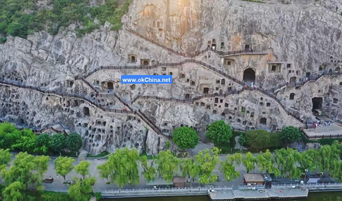 Longmen Grottoes Scenic Area