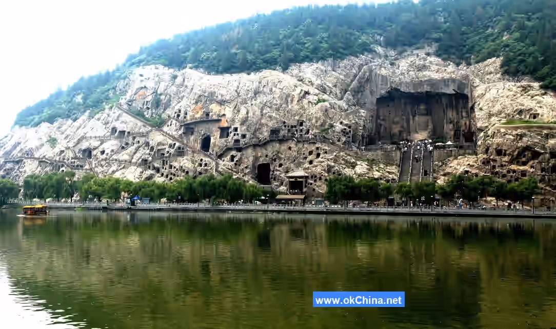 Longmen Grottoes Scenic Area