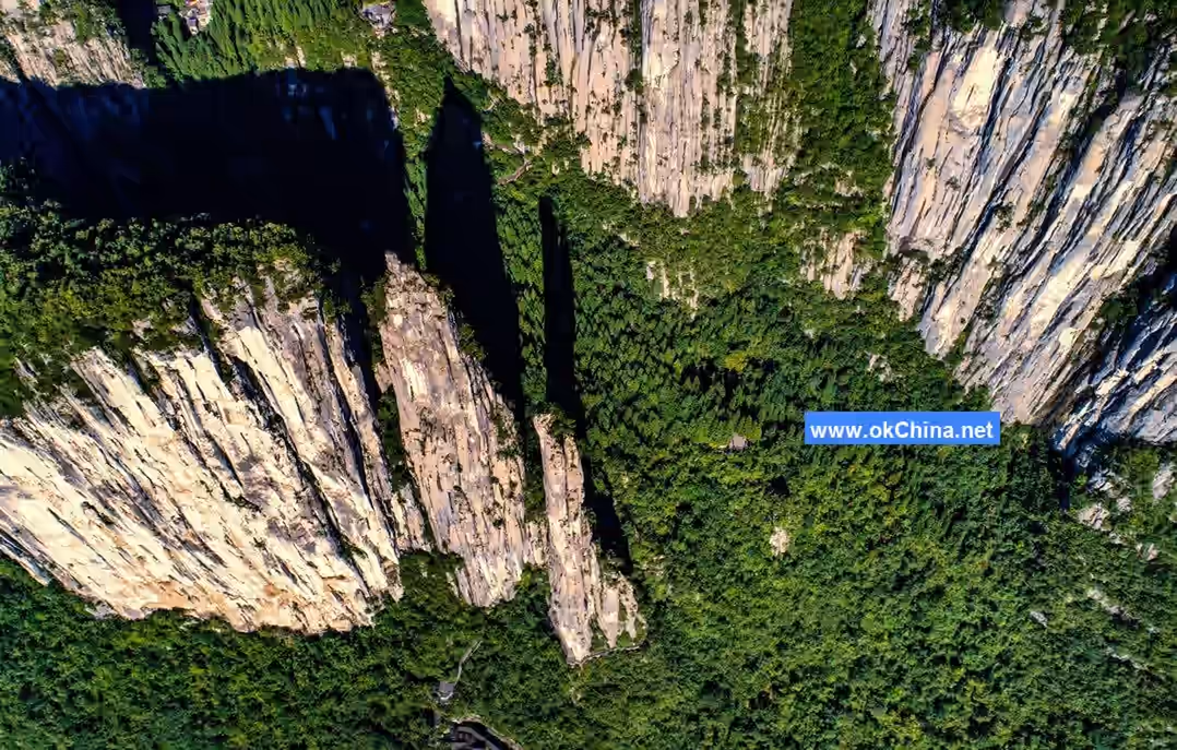 Enshi Grand Canyon Scenic Area