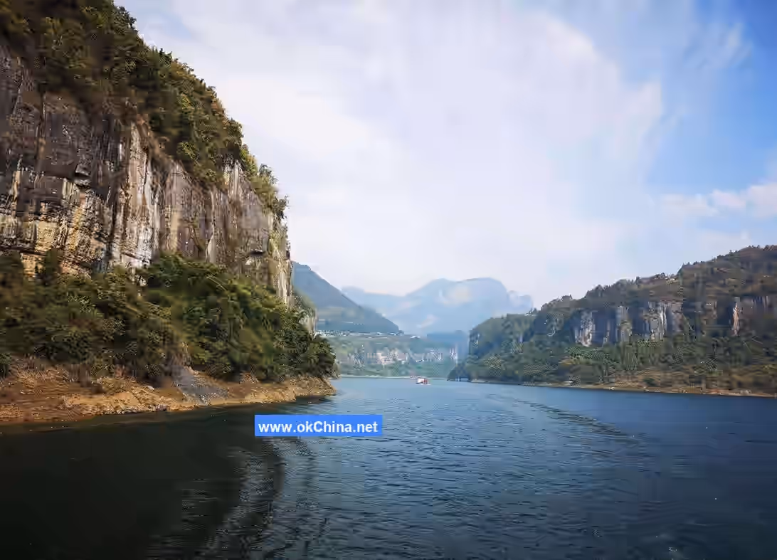 Qingjiang River Scenic Area
