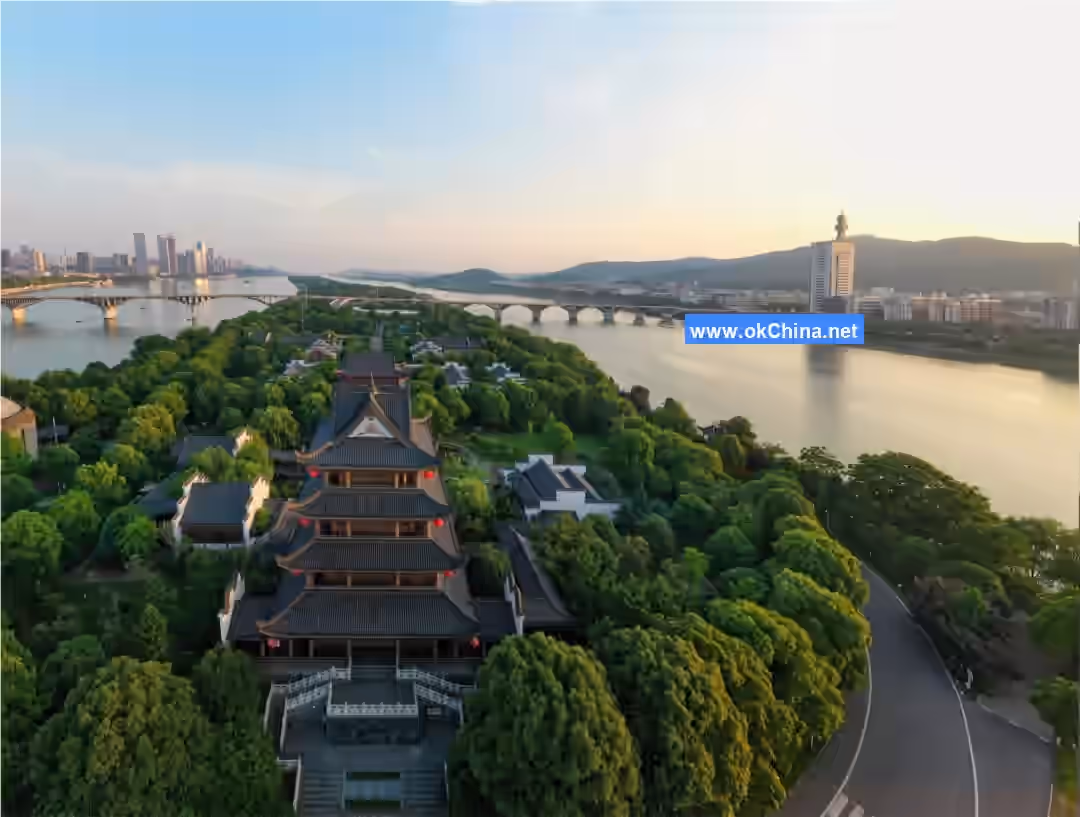 Yue Lu Mountain And Ju Zi Zhou Tourism Area