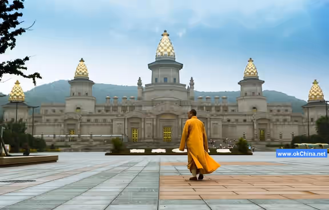 Lingshan Grand Buddha Scenic Area