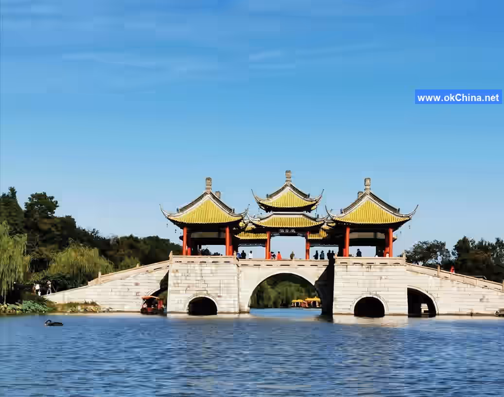 Slender West Lake Scenic Area