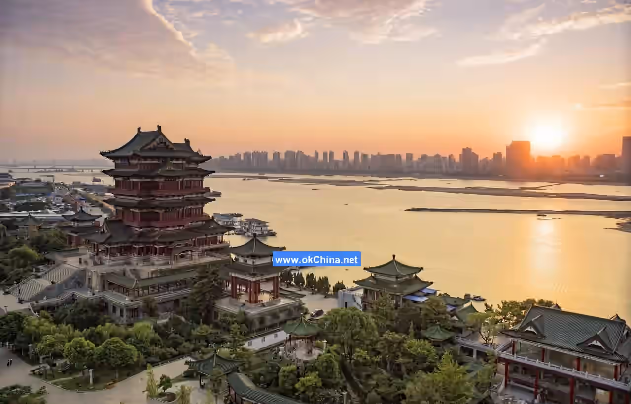 Pavilion Of Prince Teng Tourist Area