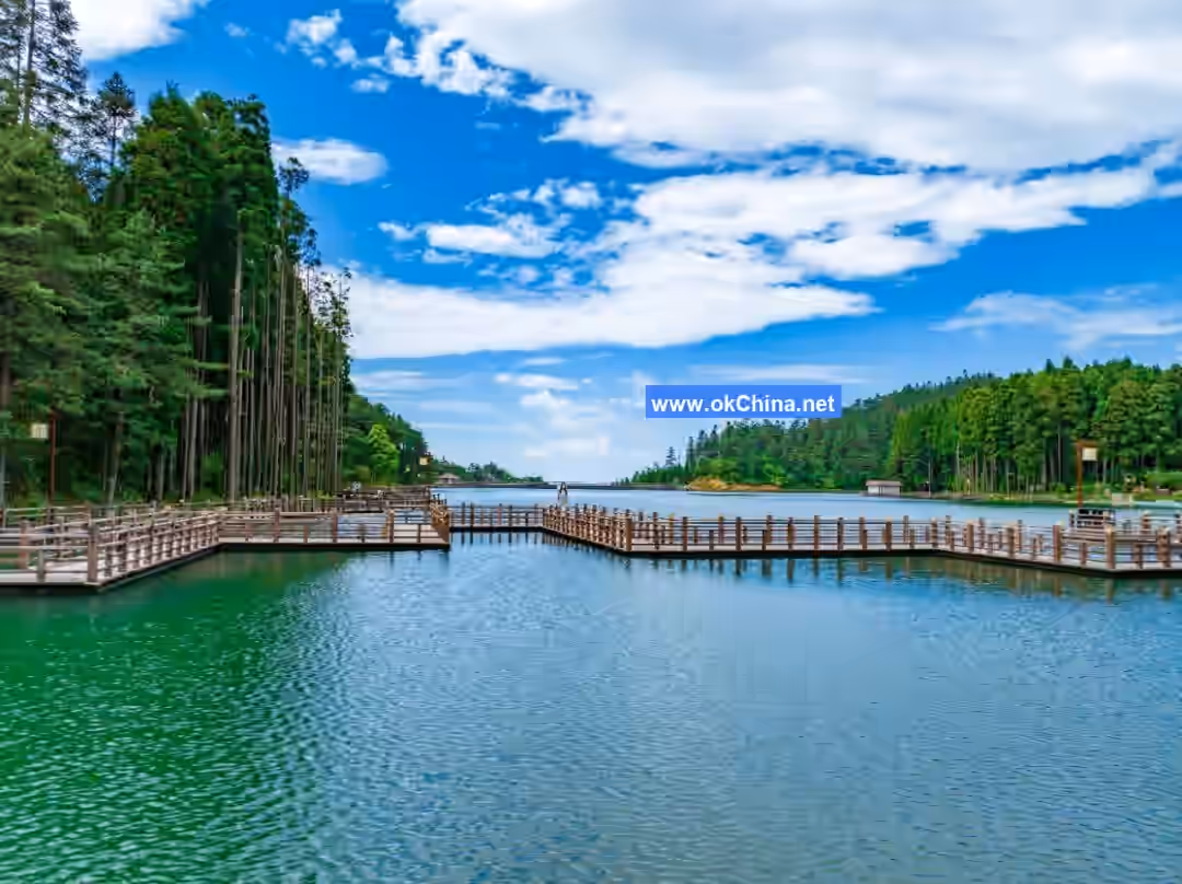 Mingyue Mountain Tourist Area
