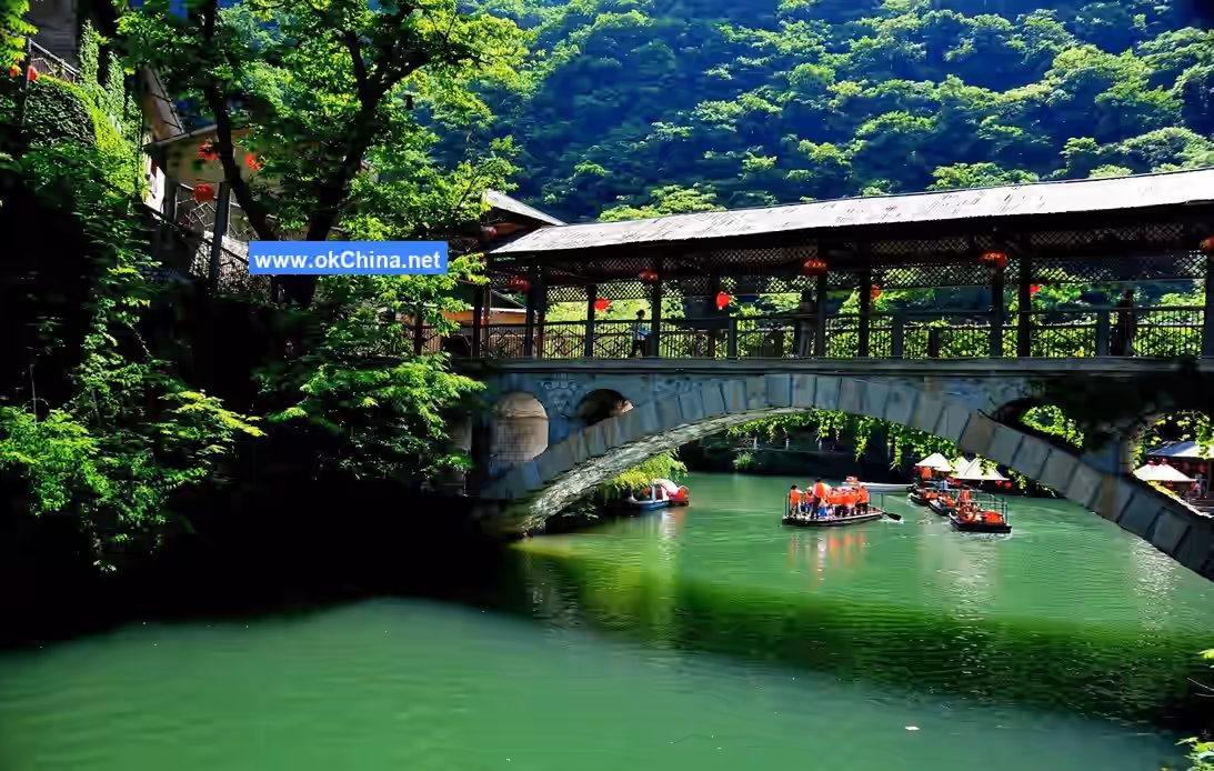 Jinsi Gorge Scenic Area