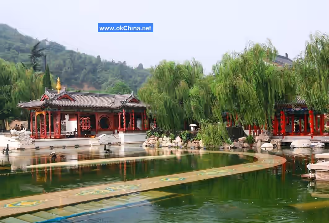 Huaqing Palace Scenic Area