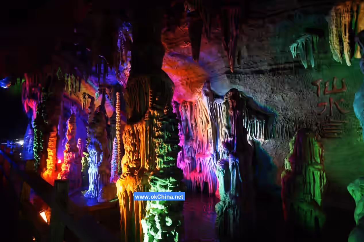 Firefly Water Cave And Underground Grand Canyon Tourist Area