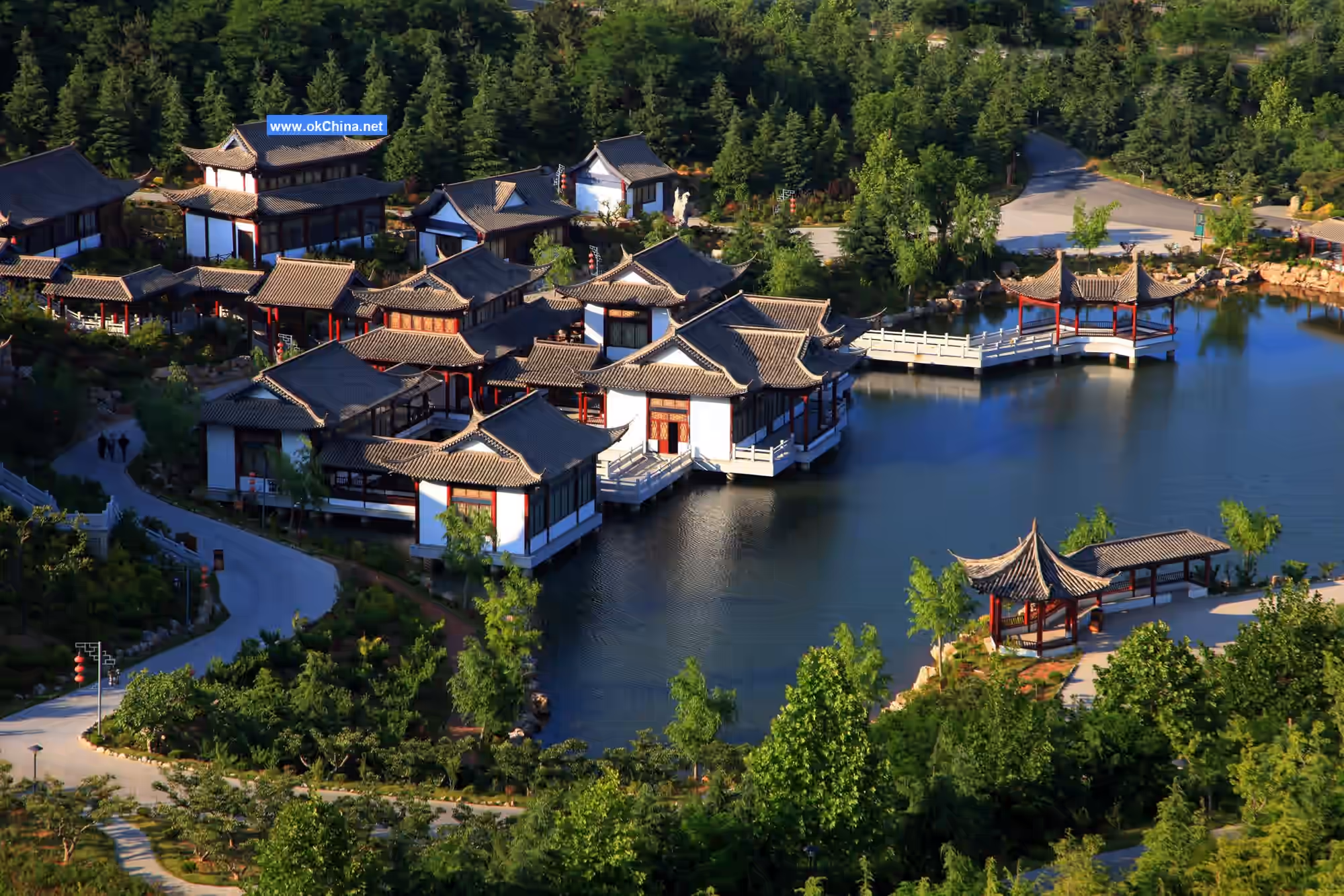 Weihai Huaxia City Scenic Area