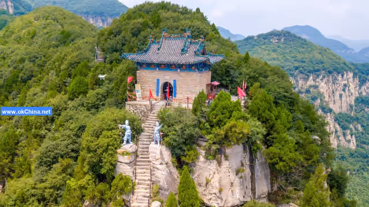 Yunqiu Mountain Scenic Area