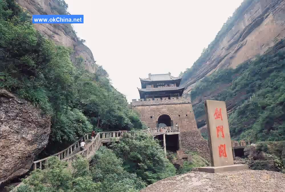 Jianmen Shu Road And Jianmen Fortress Tourist Area