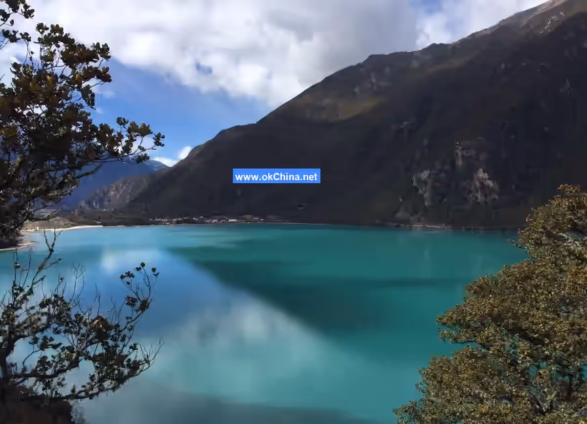 Basomtso Scenic Area