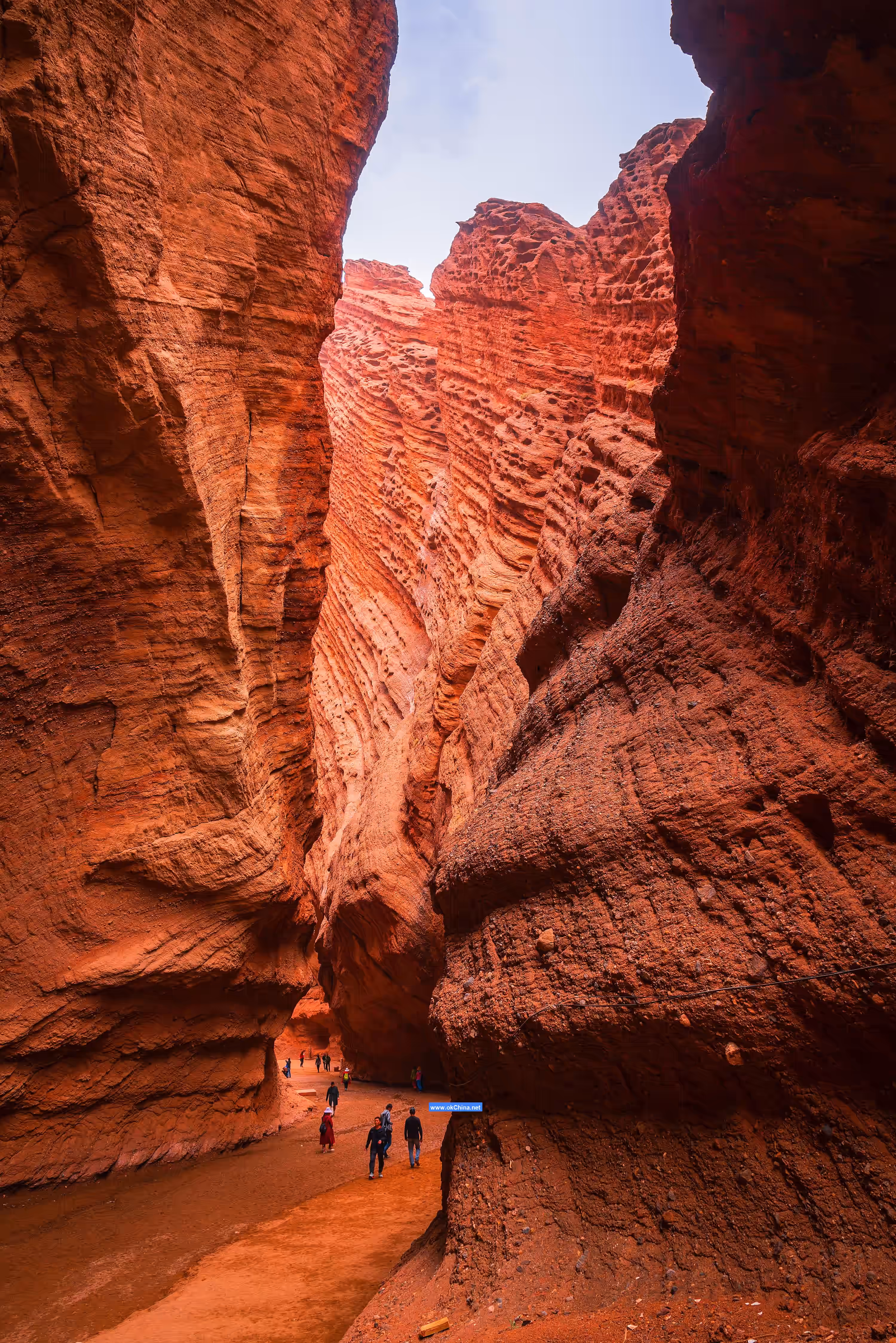 Tianshan Grand Canyon Scenic Area